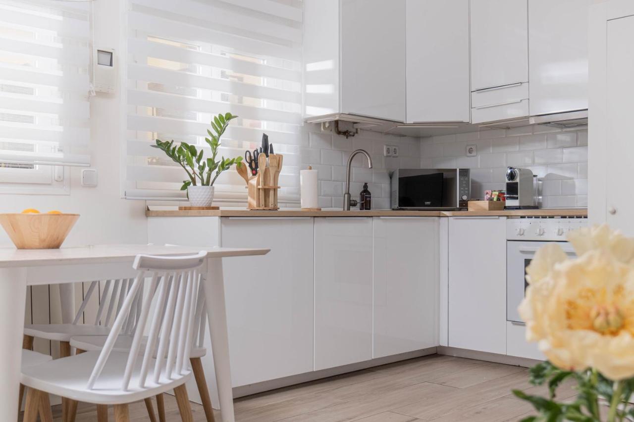 Amazing apartment in Huertas Madrid Buitenkant foto