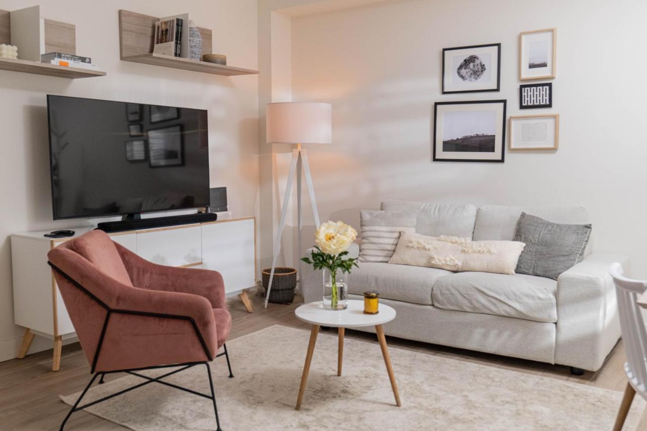 Amazing apartment in Huertas Madrid Buitenkant foto